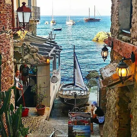 Il Barone Nyaraló Reggio di Calabria